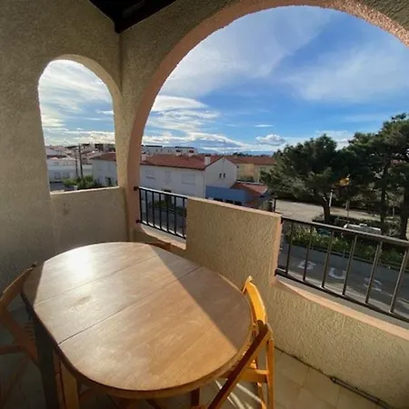 T2 Mezzanine Avec Terrasse, Piscine, Proche Et Commerces - Village - Fr-1-782-48 Apartment